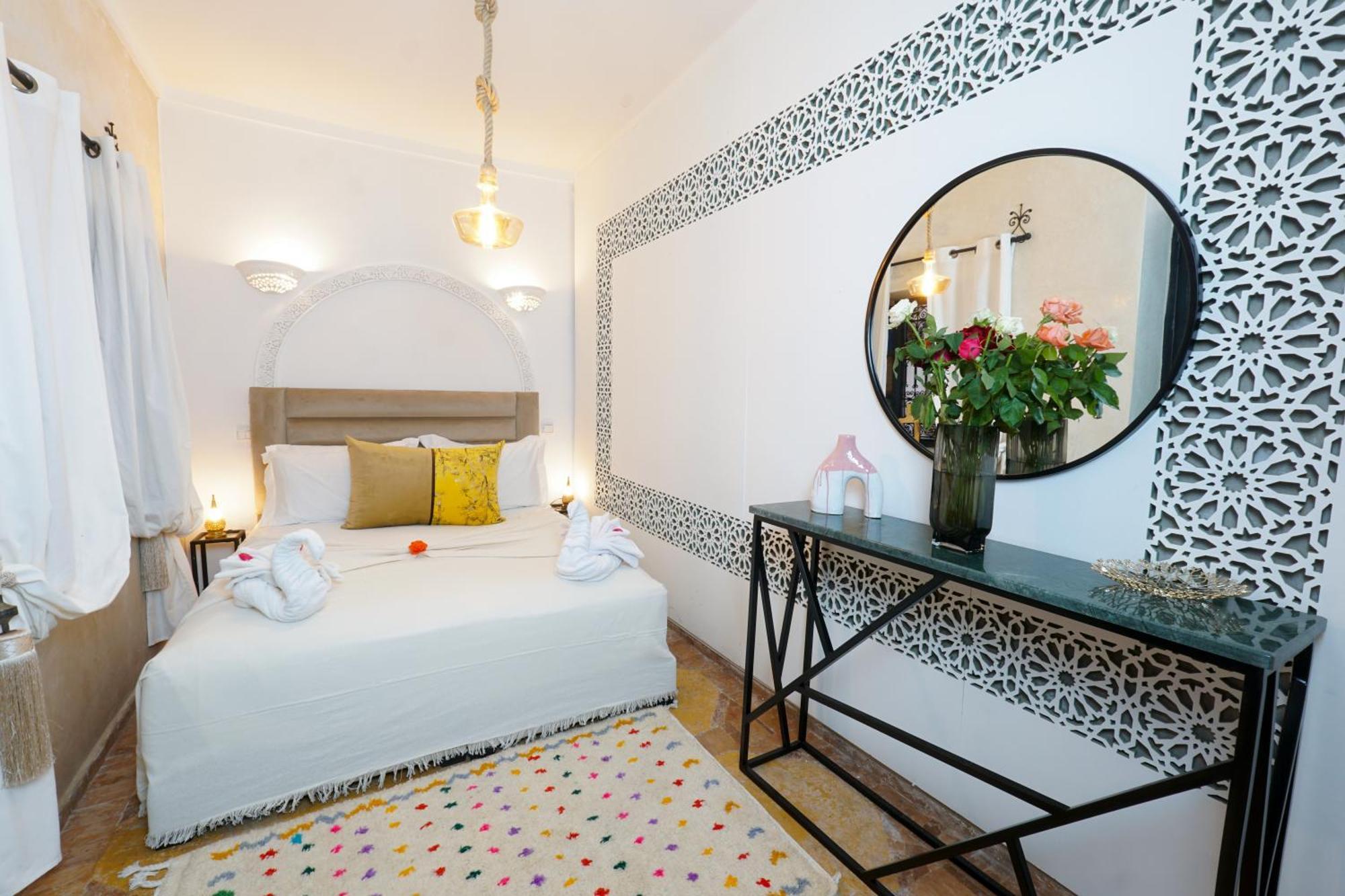 Riad Darna 4 Chambres Avec Piscine Et Petit Dejeuner Marrakesh Exterior photo